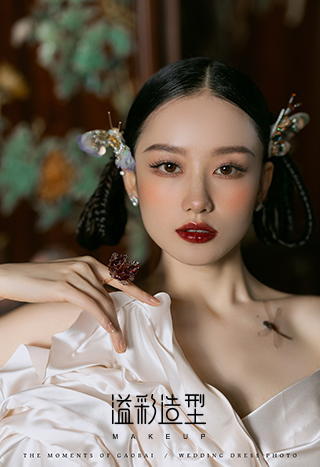圣诞新妆🎄请查收你的木质暖香女孩